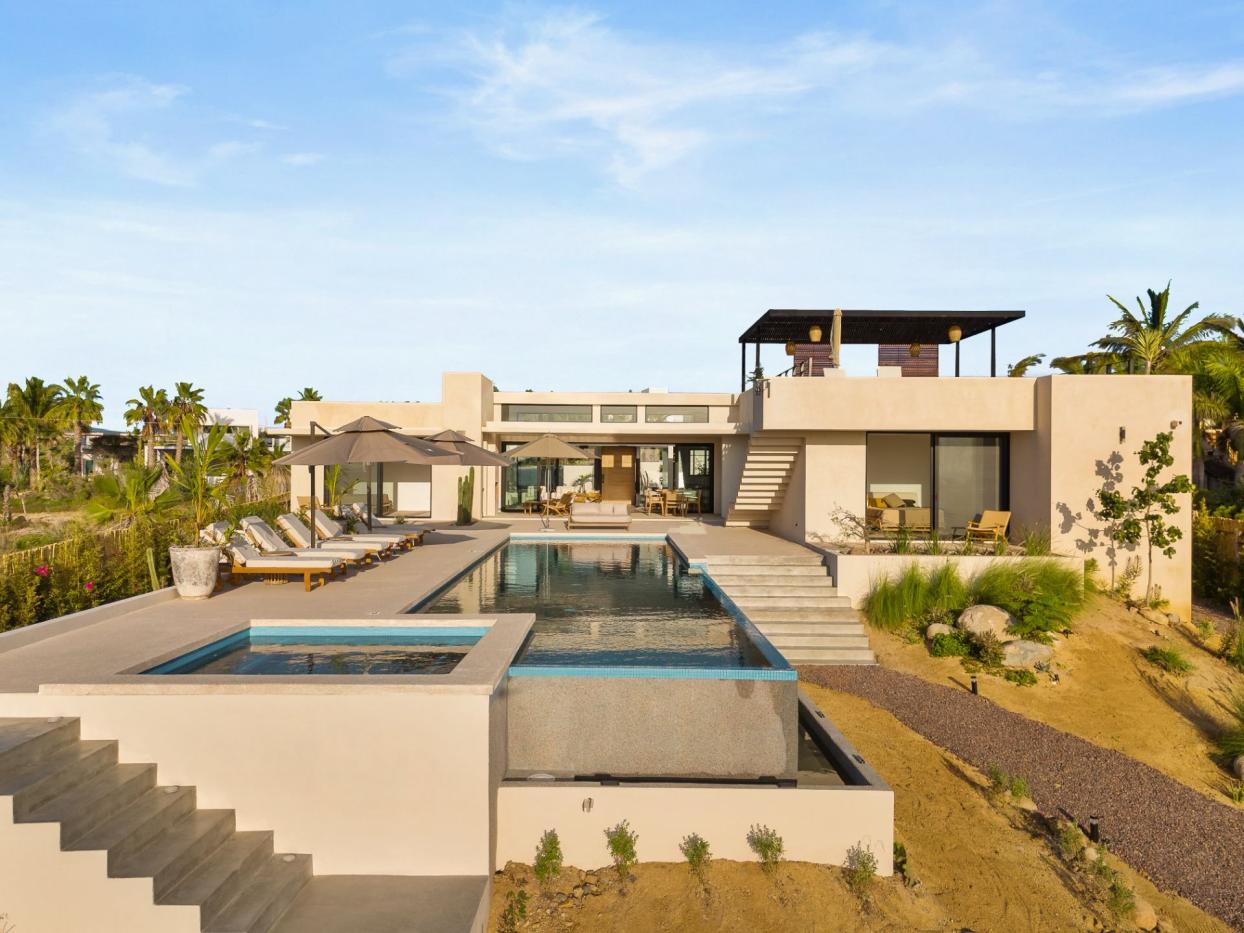 The Nacuii Residence