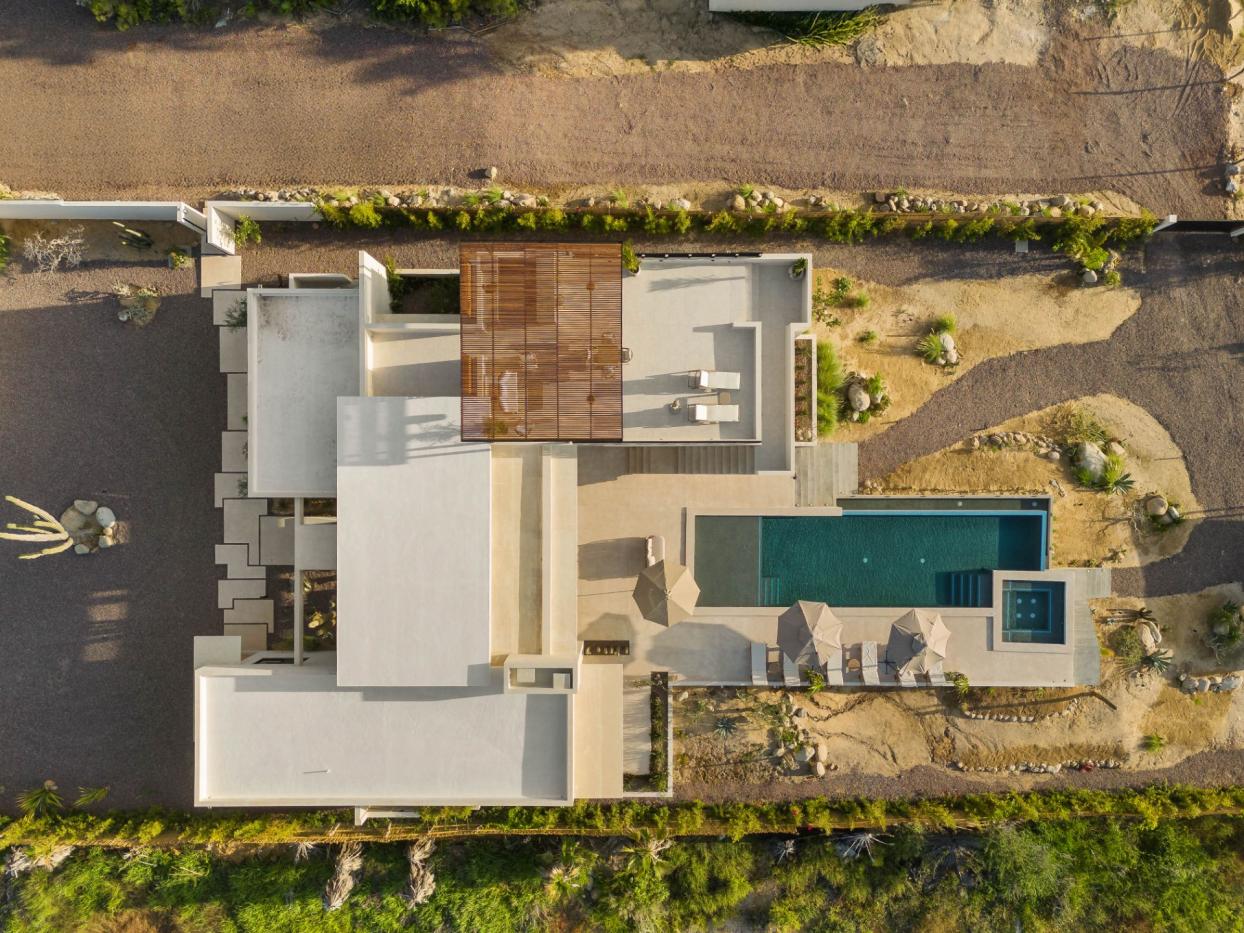 The Nacuii Residence